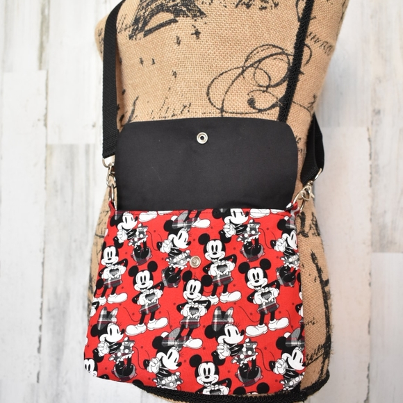 Mickey Mouse Convertible shoulder crossbody bag - Picture 6 of 8